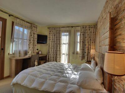 Hotel Bait De Angial ลีวินโญ ภายนอก รูปภาพ